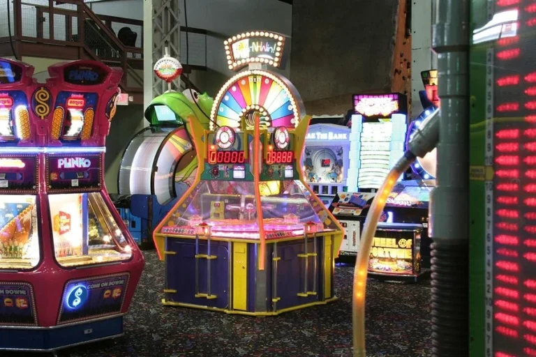 Megaperya: The Modern Pinoy Arcade Adventure