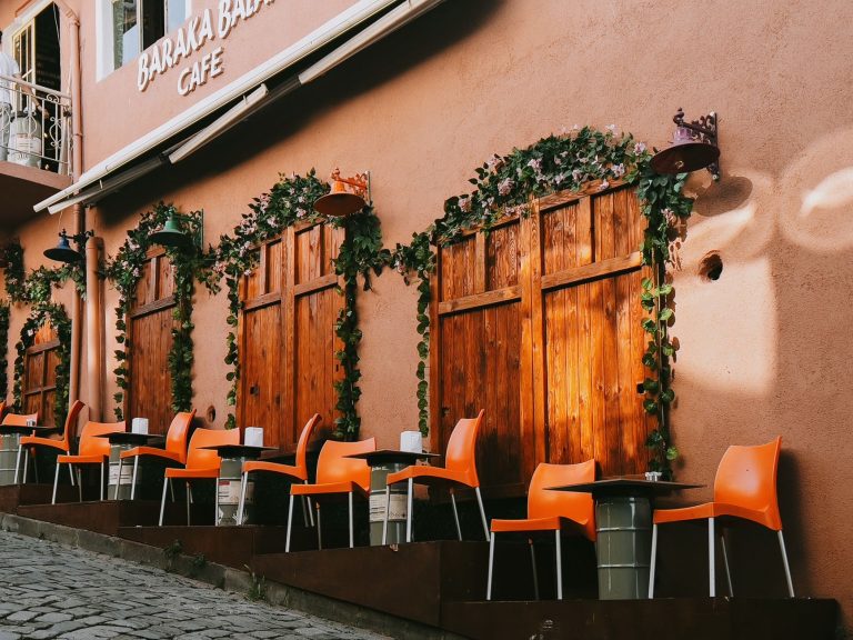 Cafe Curb Appeal: How to Make Your Exterior Stand Out